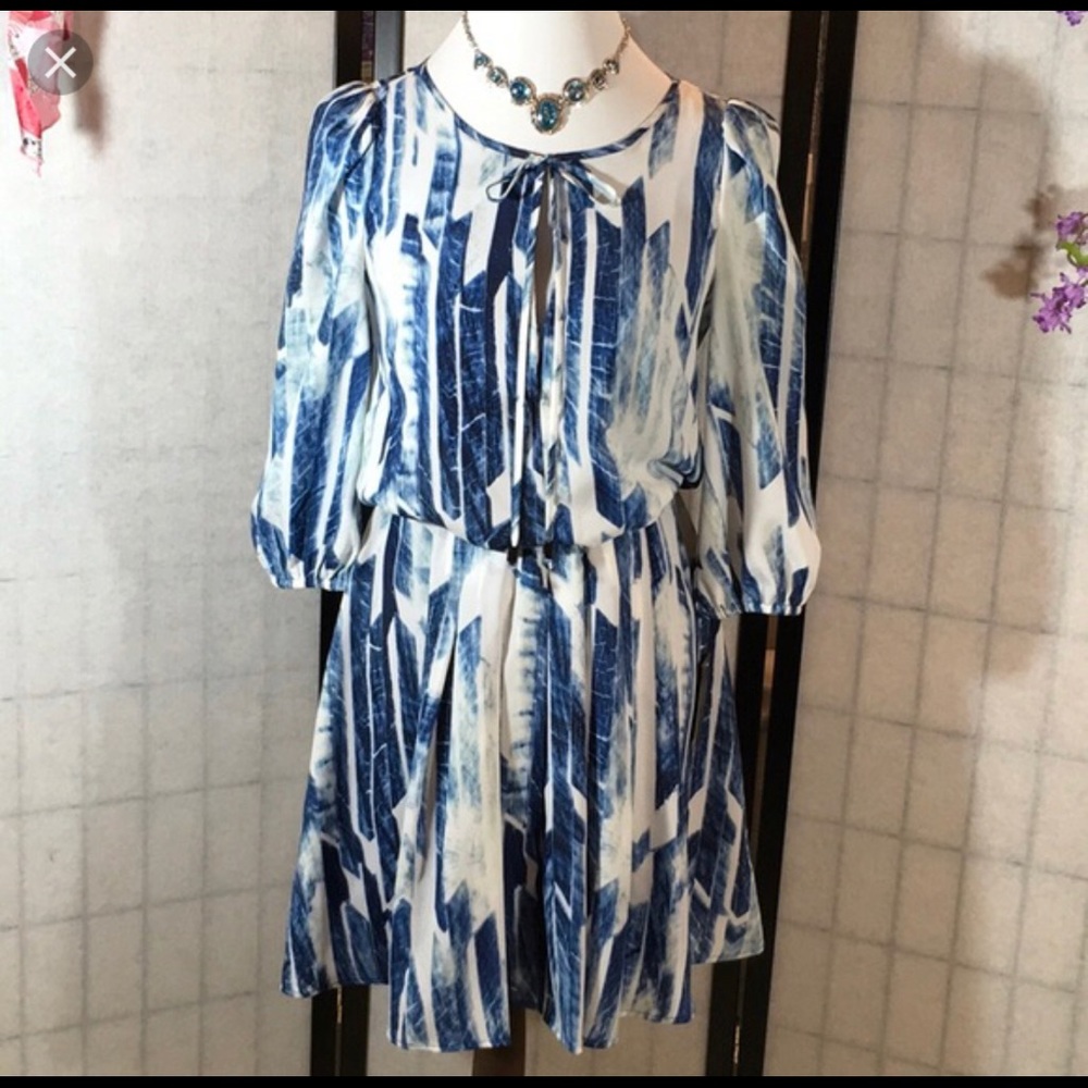 Vince Camuto Dress